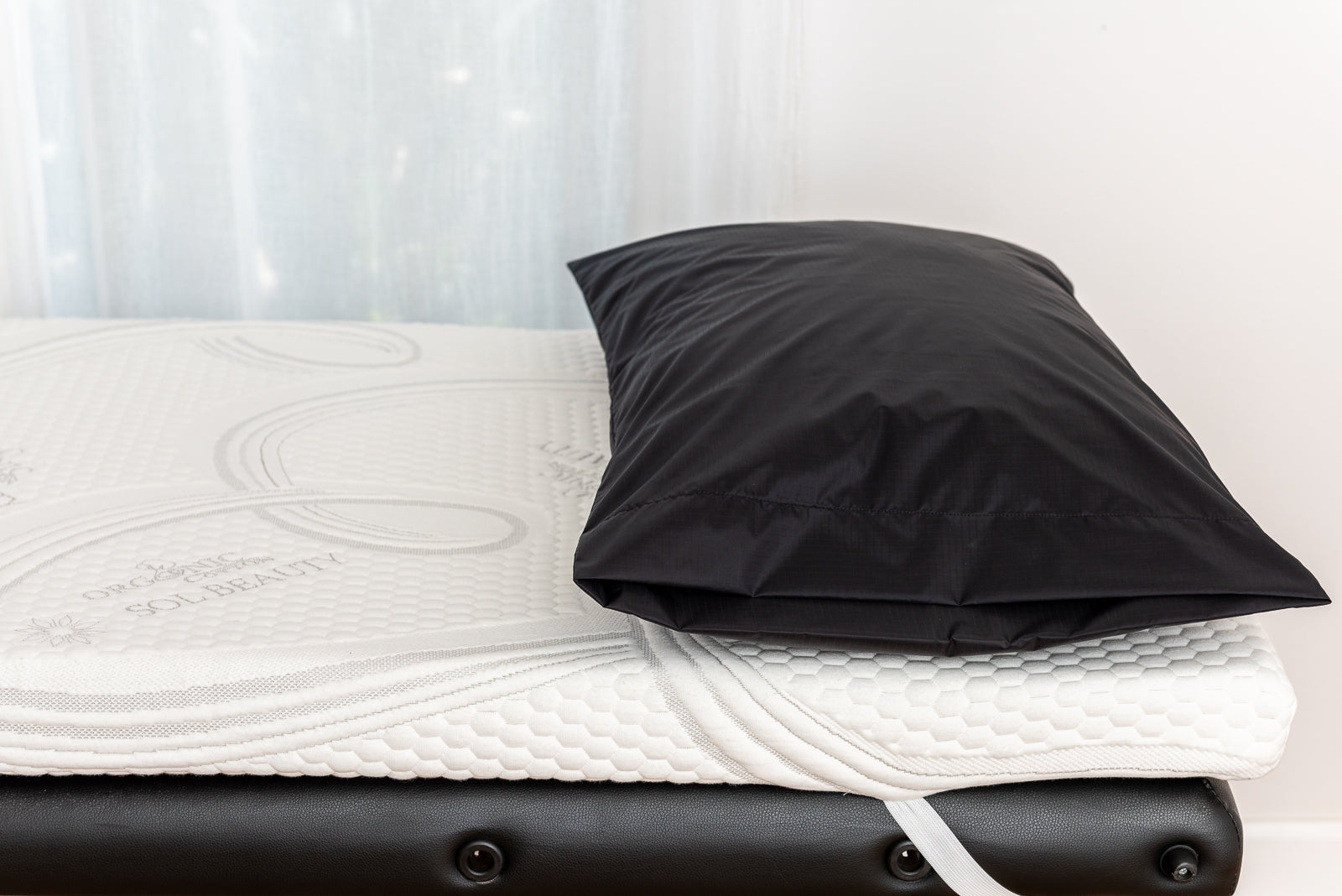 Sol Pillowcase Nylon Cover