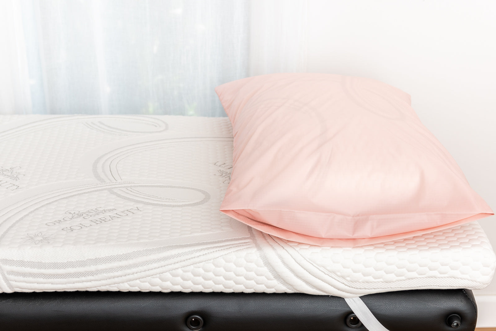 Sol Pillowcase Nylon Cover