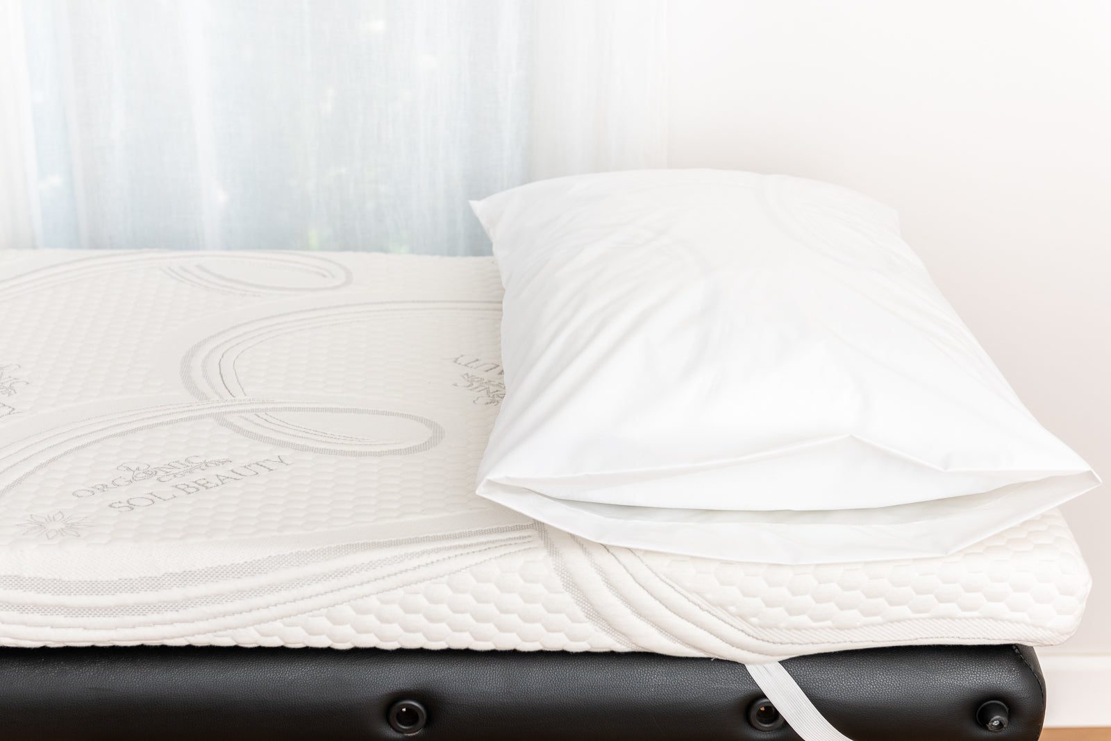 Sol Pillowcase Nylon Cover