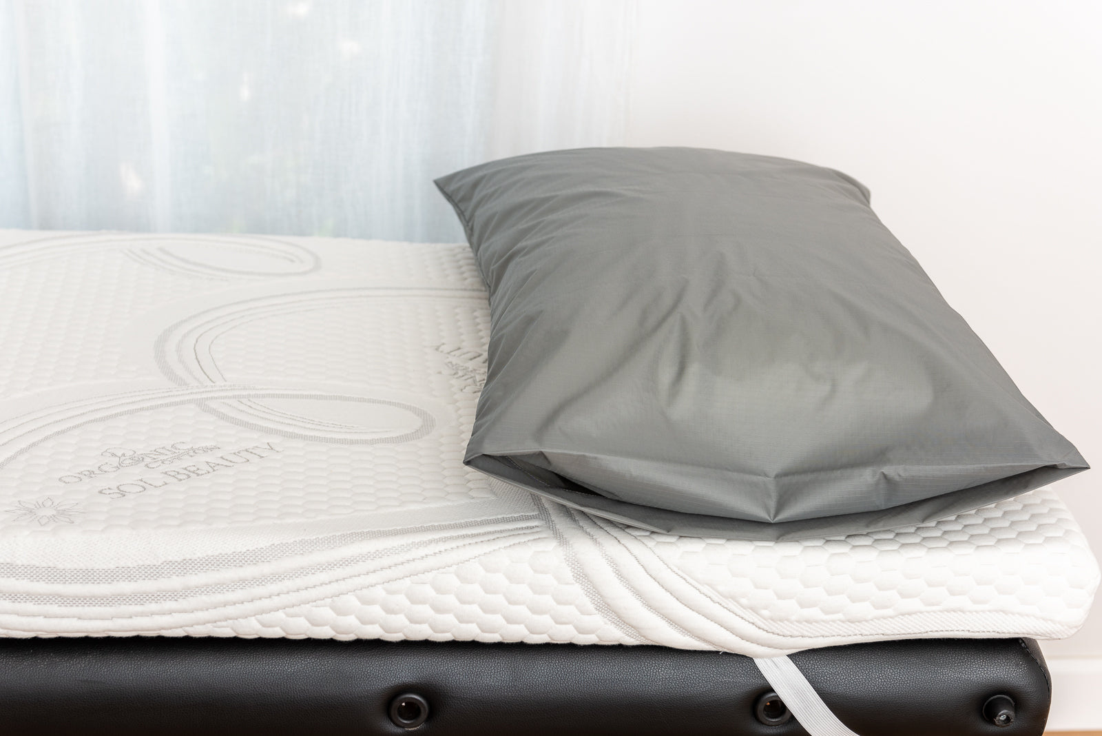 Nylon pillowcase outlet